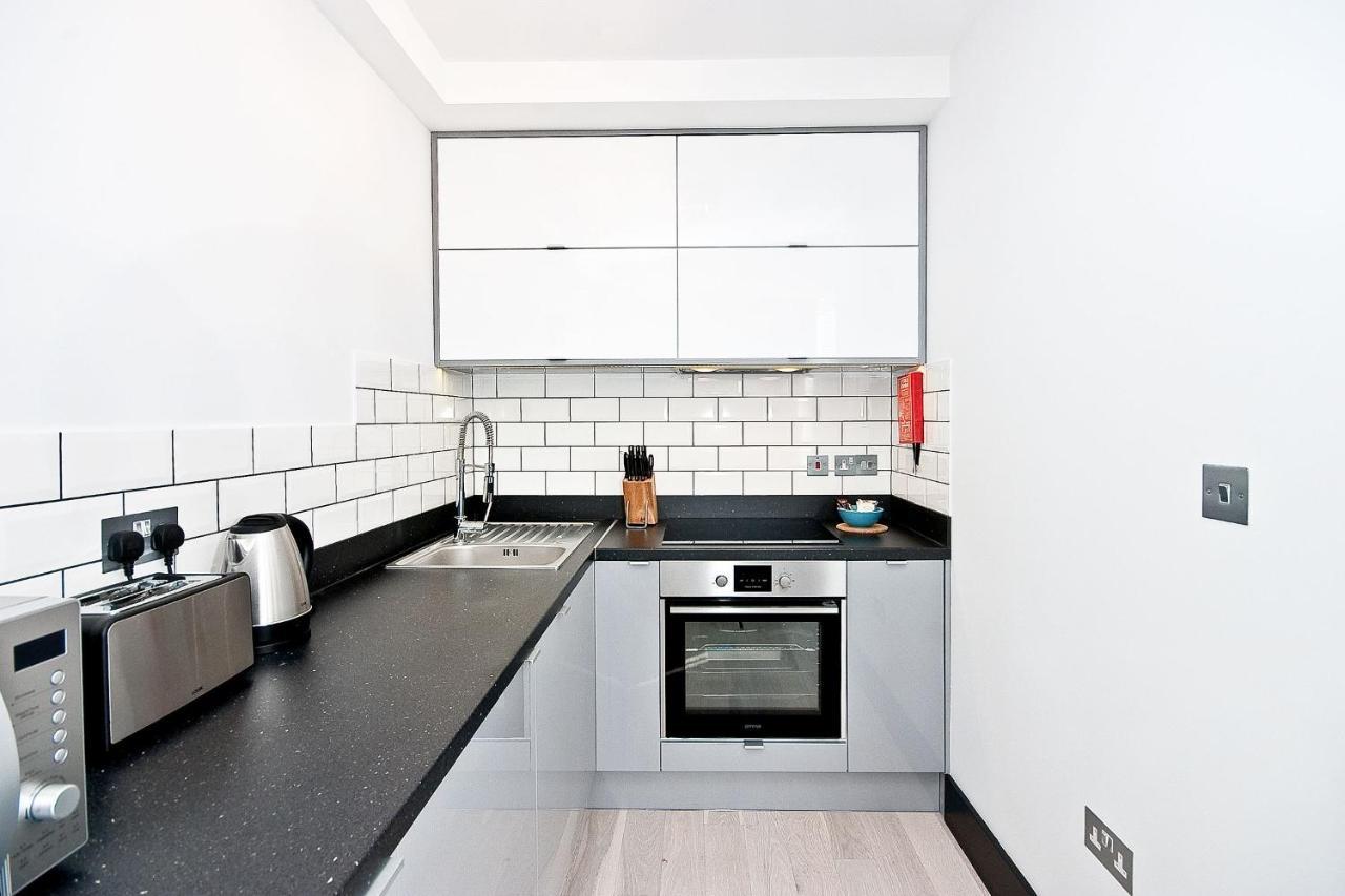 Heinze Flat 402 - One Bedroom Fourth Floor Flat By City Living 런던 외부 사진